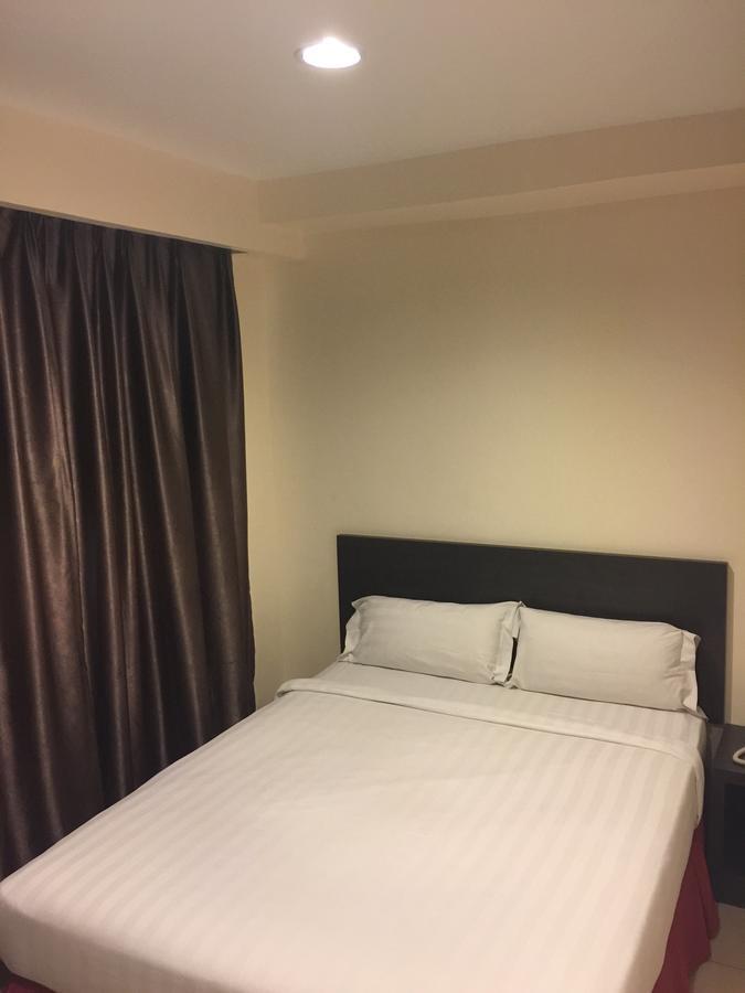 Hotel Premierz *